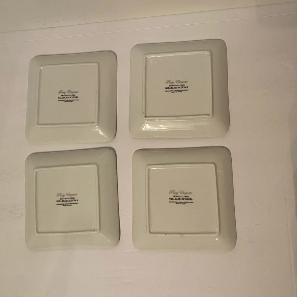 WILLIAMS-SONOMA PARTY ETIQUETTE PLATES SET OF 4 CANAPÉ APPETIZER WHITE RED HOME